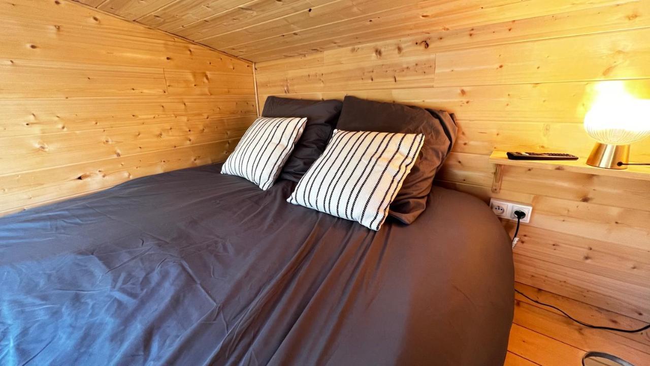 La Cabane Du 375, Piscine Clim,Jacuzzi Et Insolite Saint-Jean-de-Moirans Exterior foto